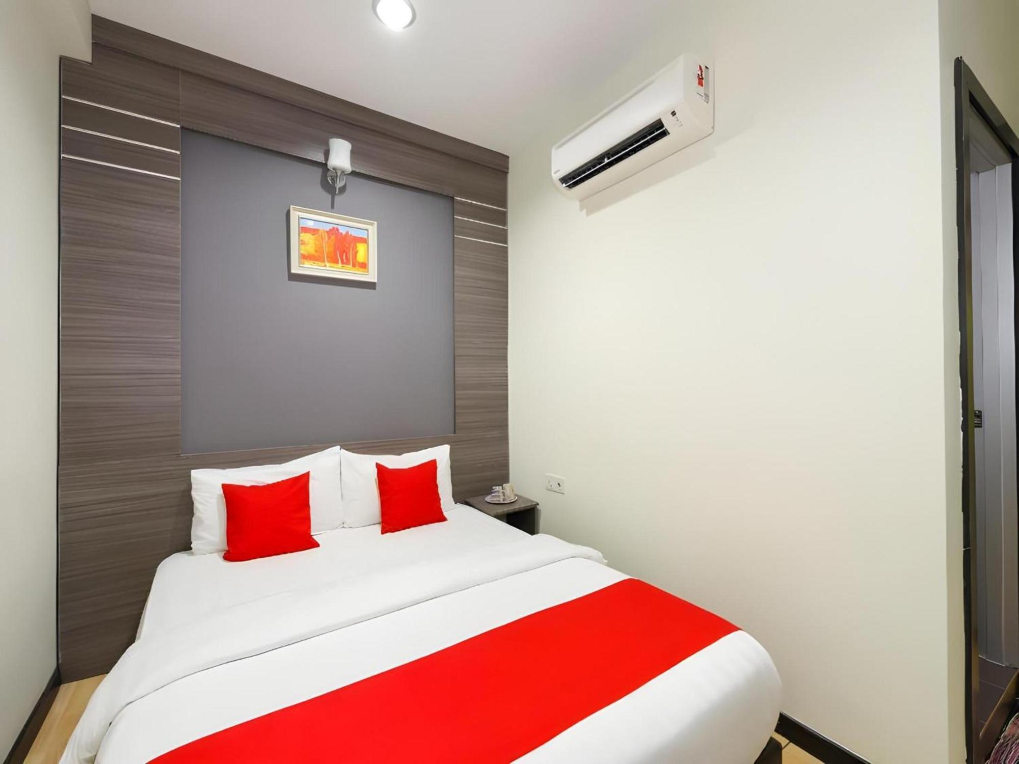 Capital O 812 Hotel Smc Seksyen 13 Shah Alam Exterior foto